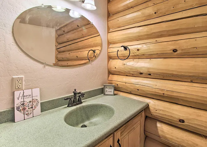 Holiday home Hot Tub, Game & Theater: Luxe Show Show Low